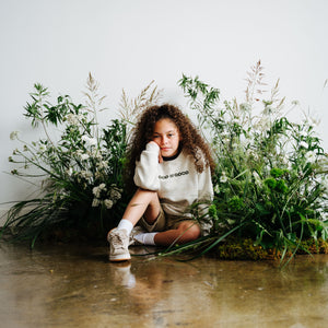 LITTLES // GOD IS GOOD CREW (CREAMY GREY)